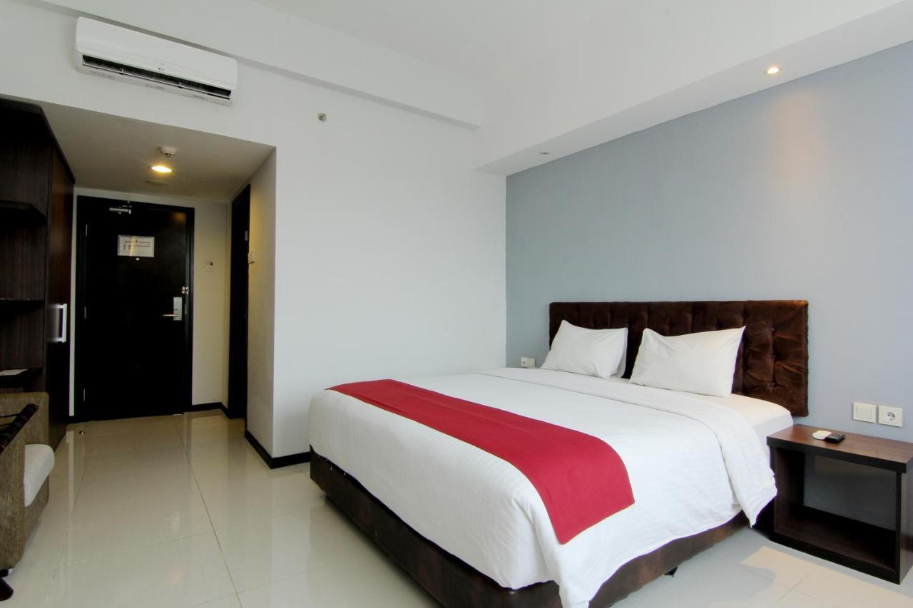 The Sun Hotel Madiun Eksteriør bilde