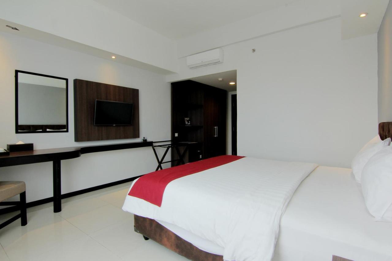The Sun Hotel Madiun Eksteriør bilde